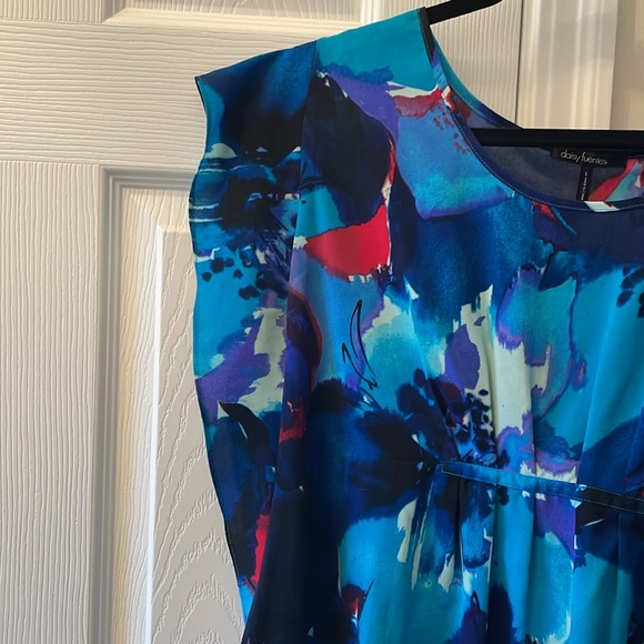 Women’s Large Daisy Fuentes sleeveless top. - Picture 2 of 9